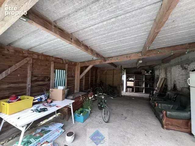 Maison avec cour, jardin, et dépendances - photo 13