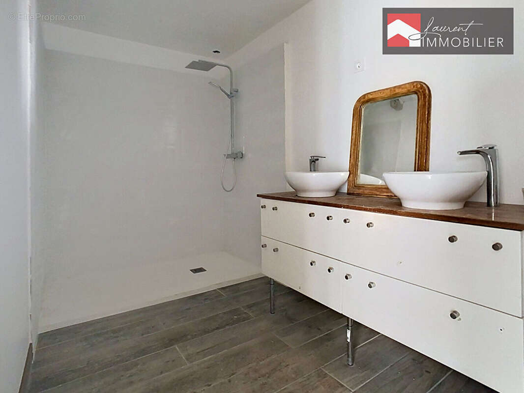 Maison de ville en pierre, 3 niveaux, 172 m² - 71260 LUGNY - photo 7