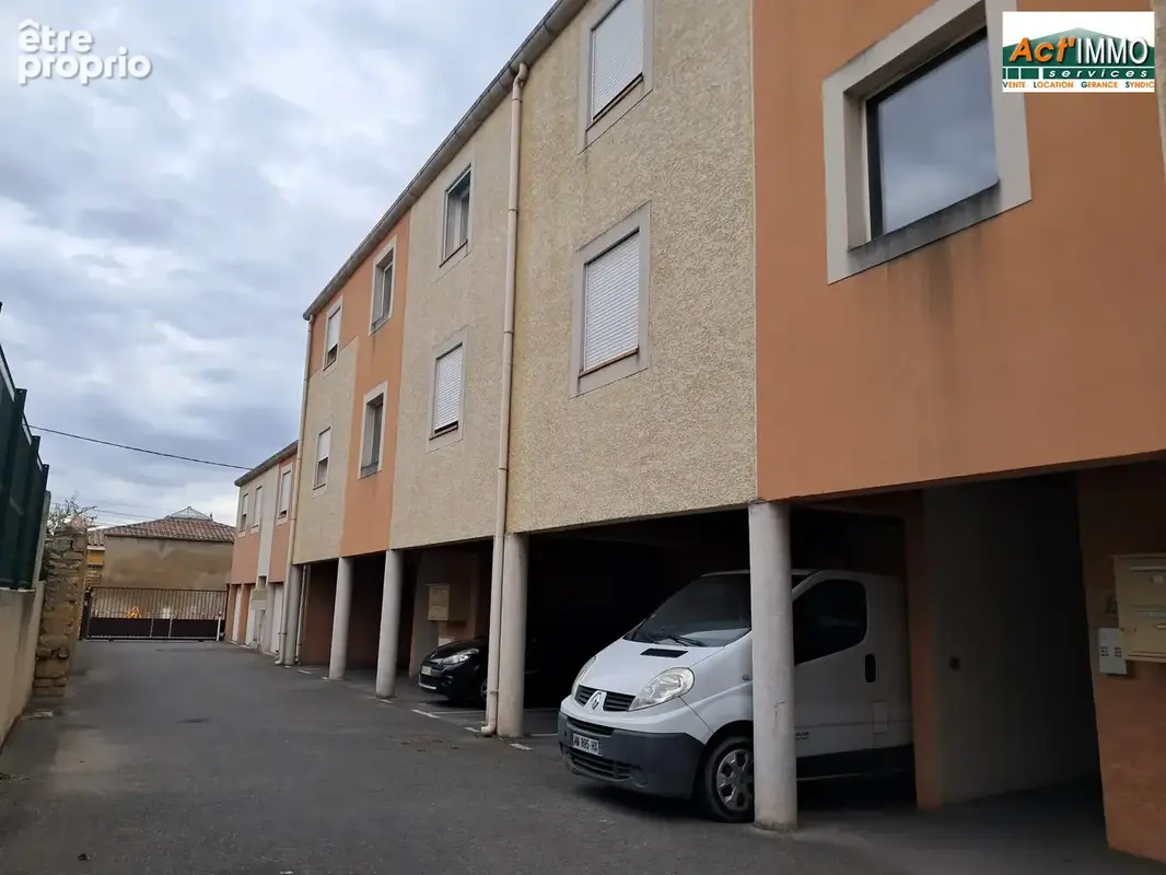 Appartement 2 pièces 50 m² à vendre à Miramas (13140) - photo 1