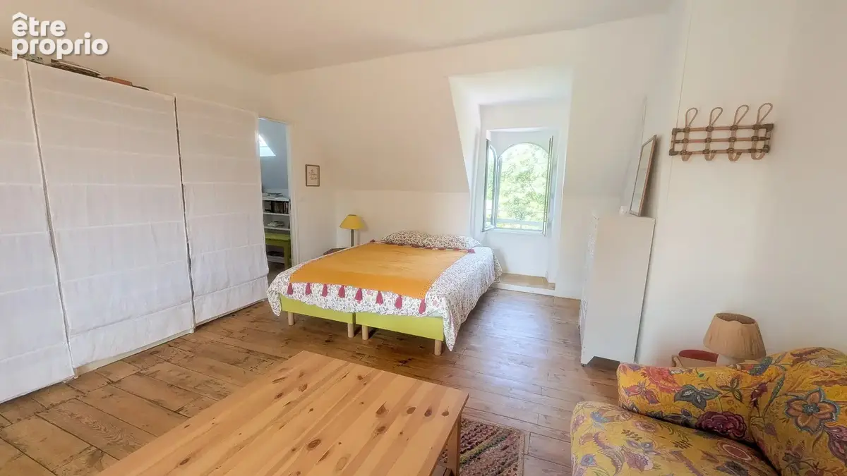 Maison en Pierre Rénovée avec Granges, Terrain et Vue Campagne - photo 14