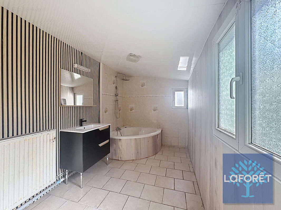 Maison de ville 5 chambres Saint Saulve - photo 9