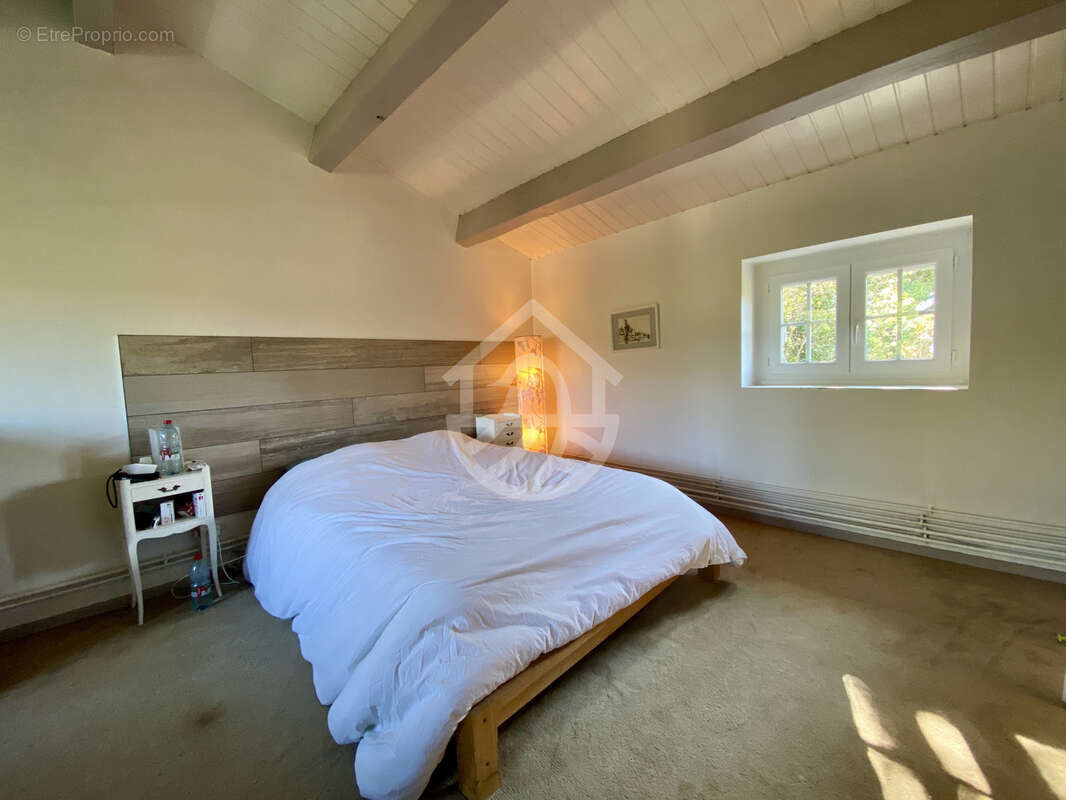 Maison à SAINT-GEORGES-LES-BAINS