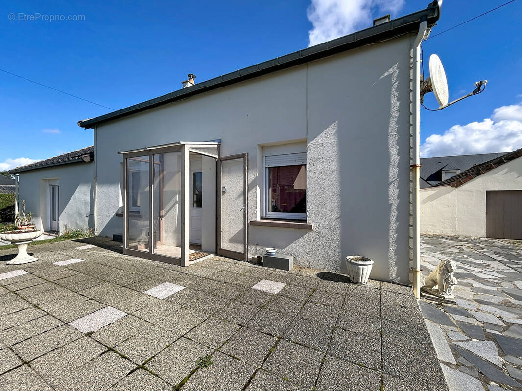 Maison à SURTAINVILLE