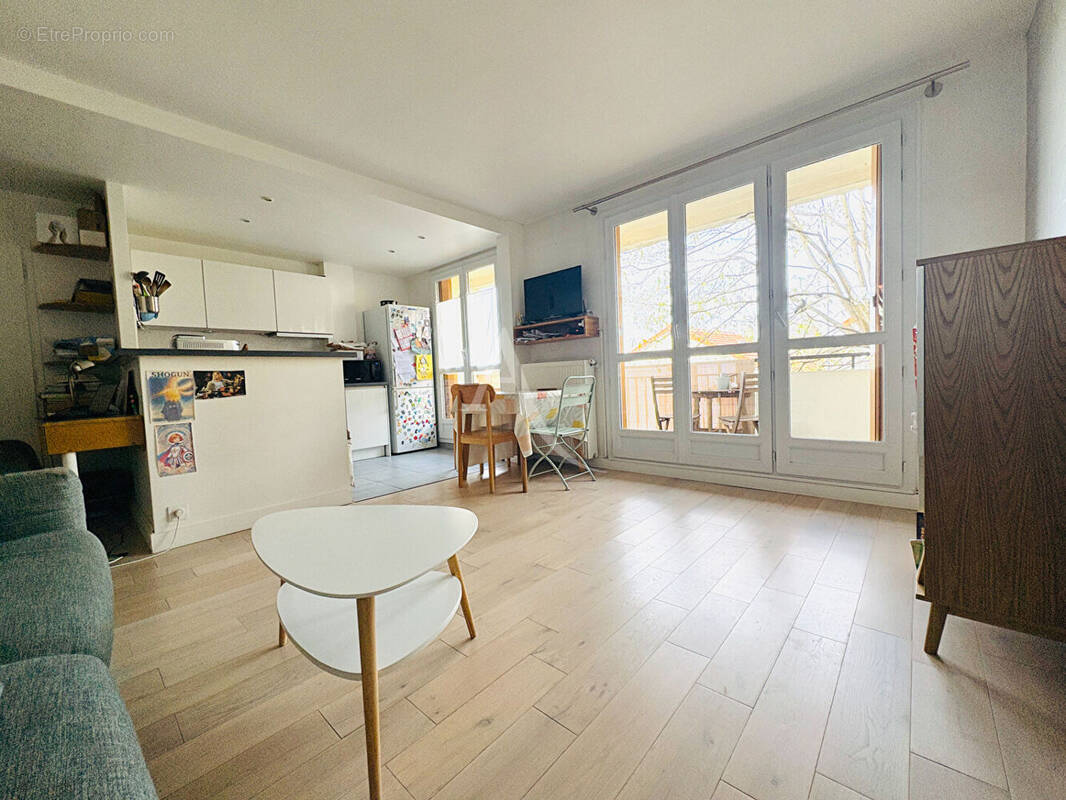 Appartement à FONTENAY-SOUS-BOIS