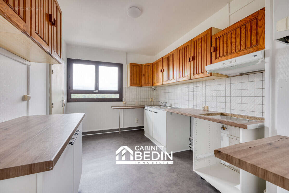 Appartement 87 m² à Pessac  - photo 4
