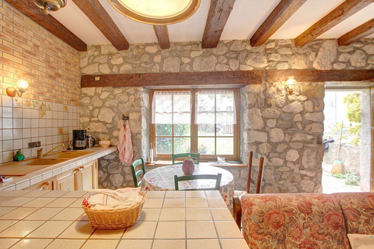 Maison à DOUCY-EN-BAUGES