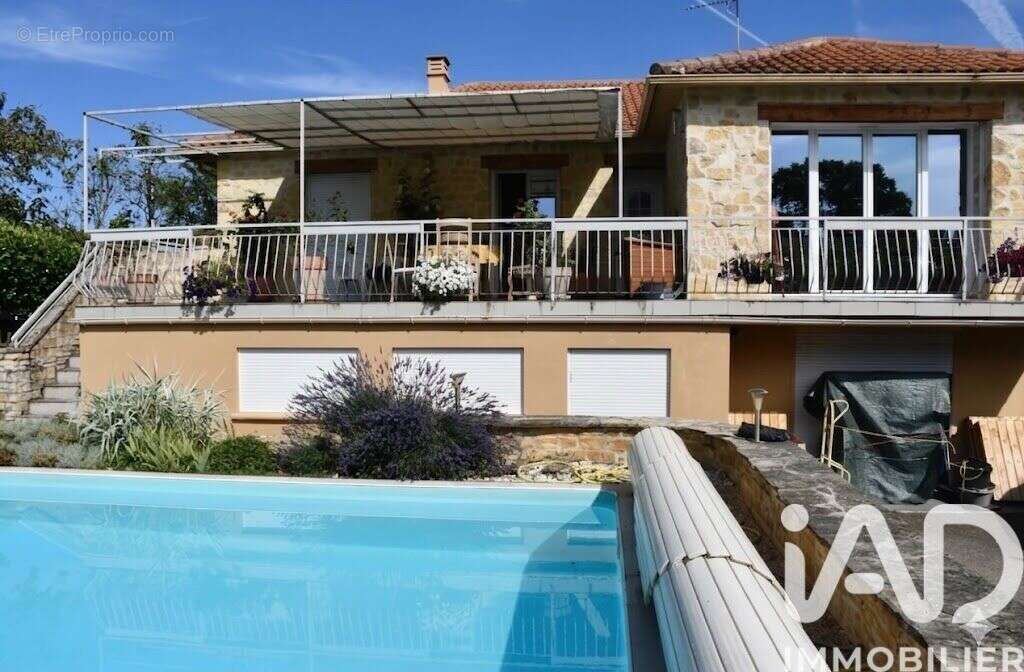 Maison 186 m² à Mercues  - photo 2