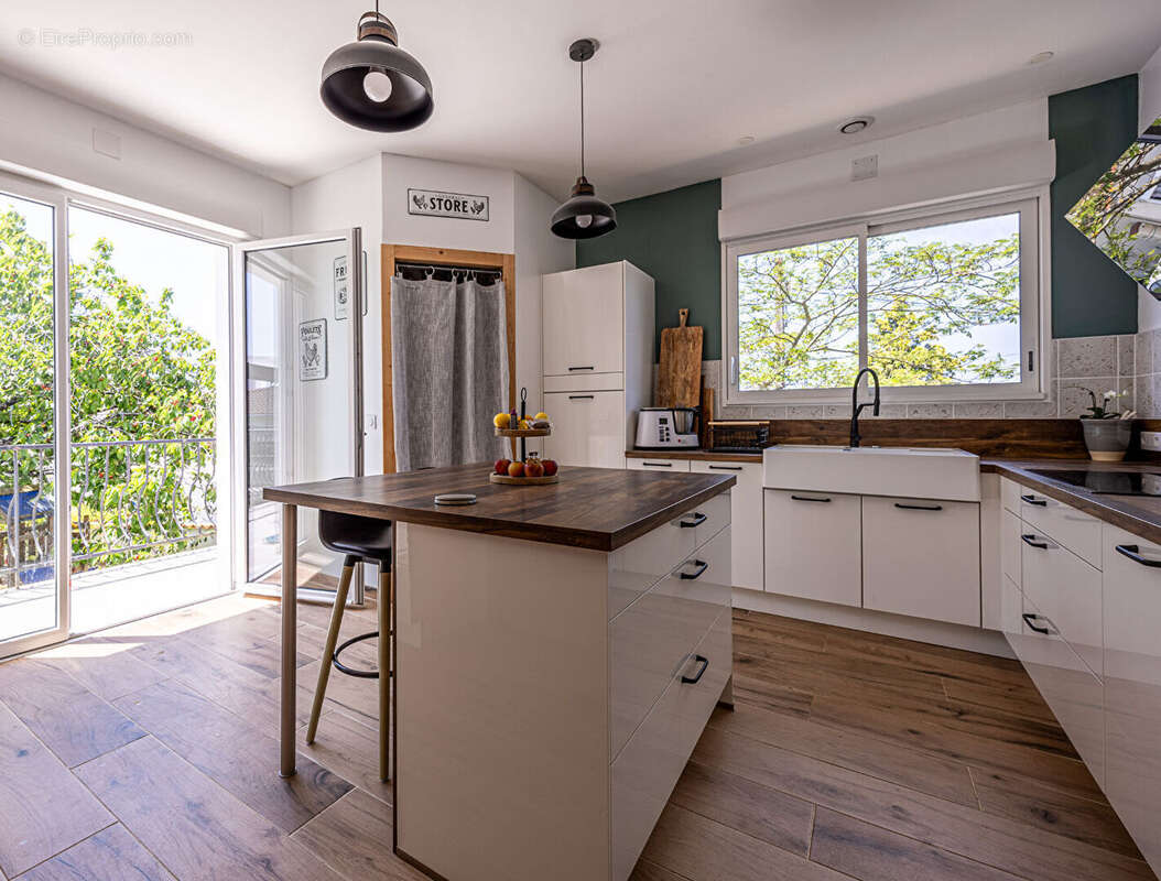 Maison à VAUX-SUR-MER