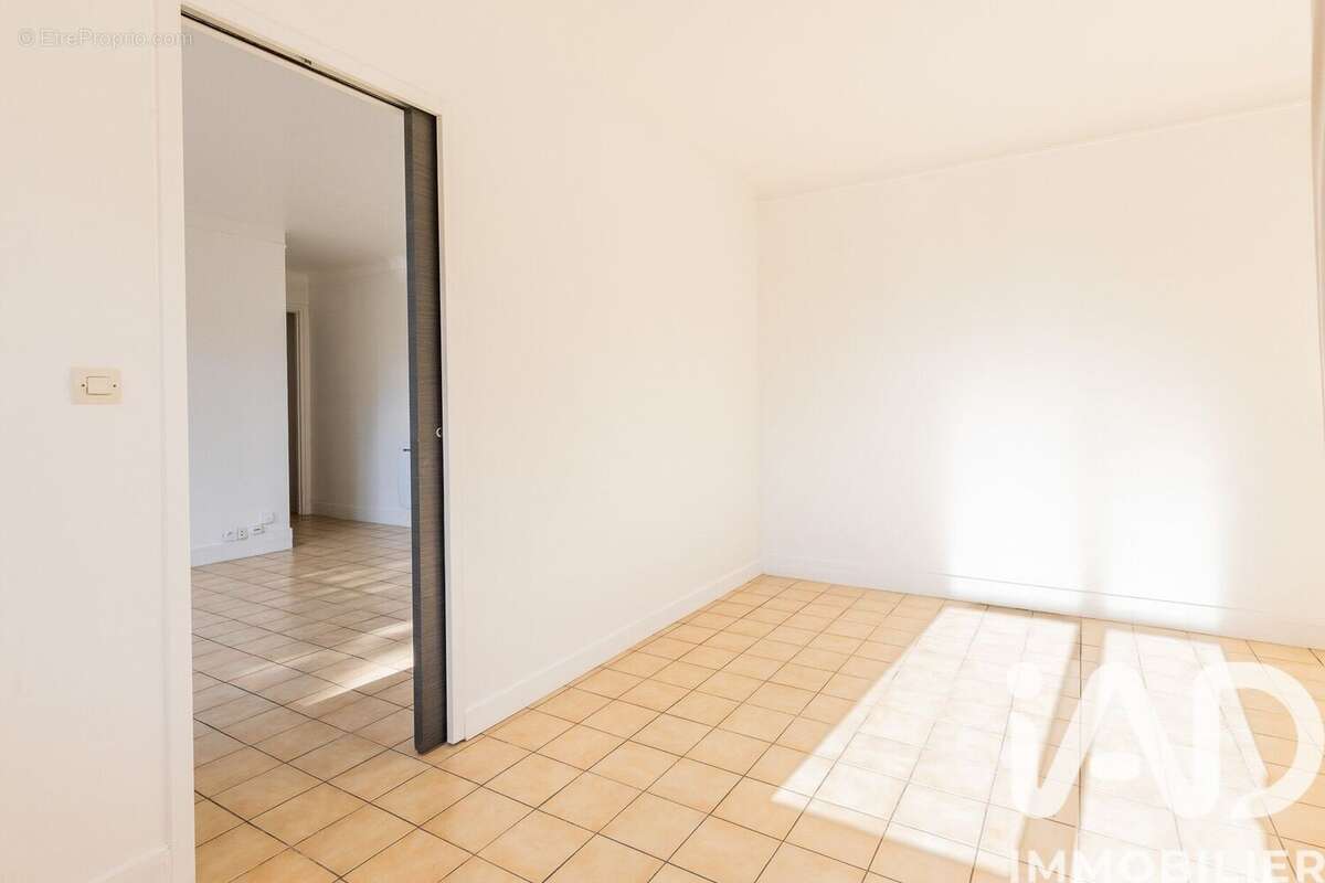 Photo 8 - Appartement à VIRY-CHATILLON