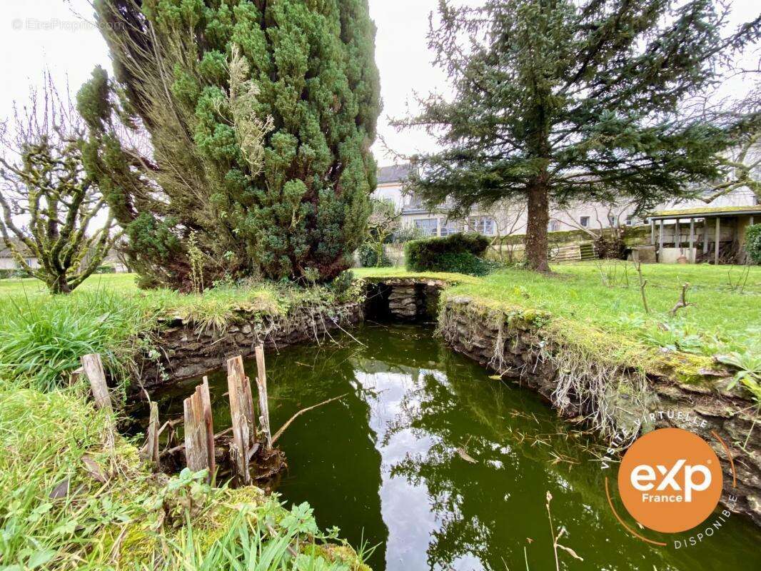 Maison à SAINT-JEAN-SAINT-GERMAIN