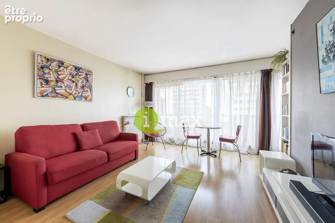 Clichy - studio - balcon - 229 000 fai - photo 1