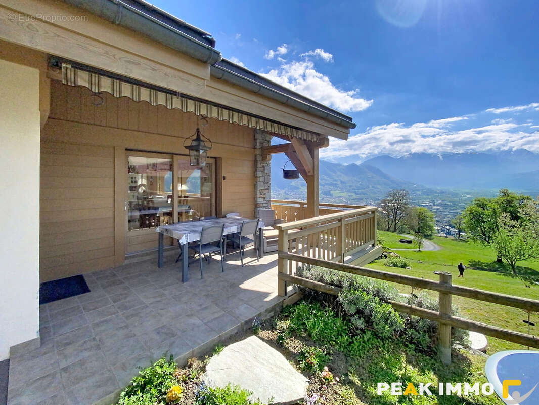 Coteau de saint roch chalet 215 m2 face mont blanc - photo 8