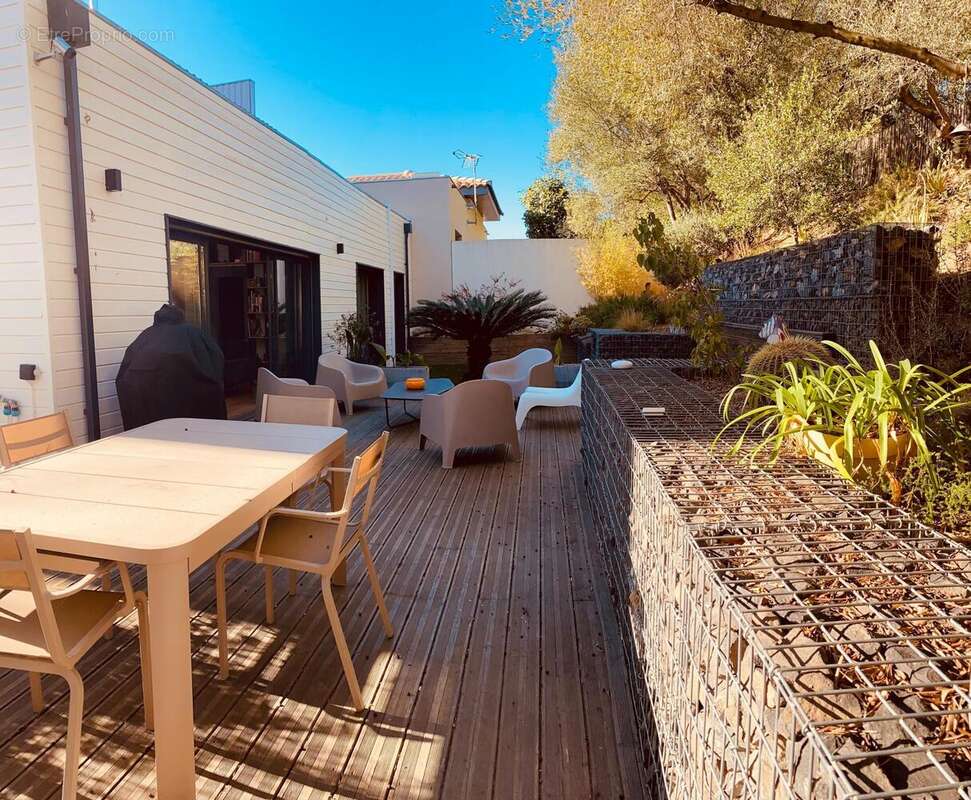 Photo 2 - Maison à VILLENEUVE-DE-LA-RAHO