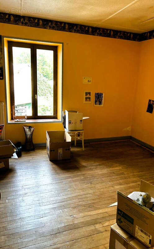 Investissement locatif Loué 1 800  / trimestre Rentabilité brute 13,1 % Revenus sécurisés - photo 7