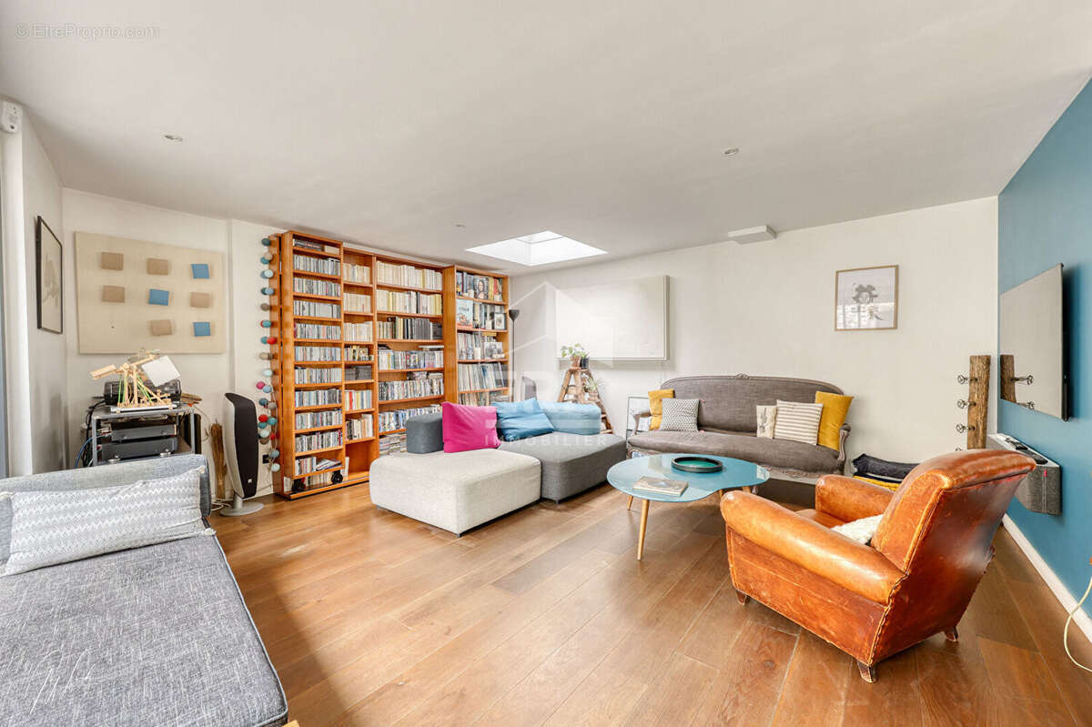 Maison à VILLE-D'AVRAY