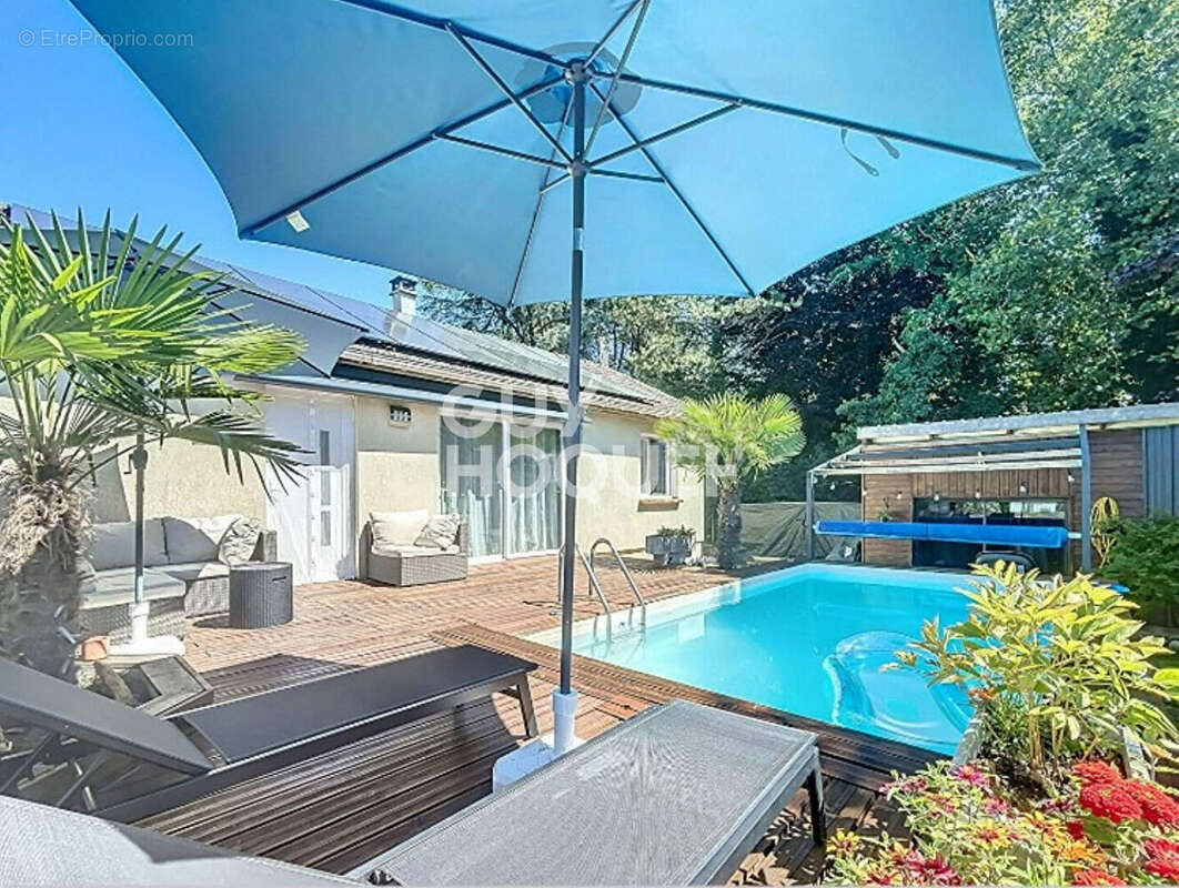 Maison à ROZAY-EN-BRIE