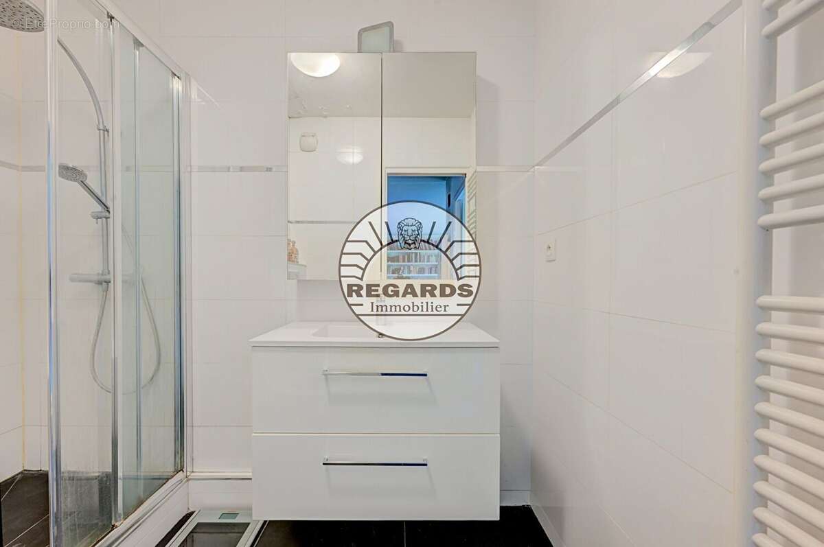 Appartement à MONTROUGE