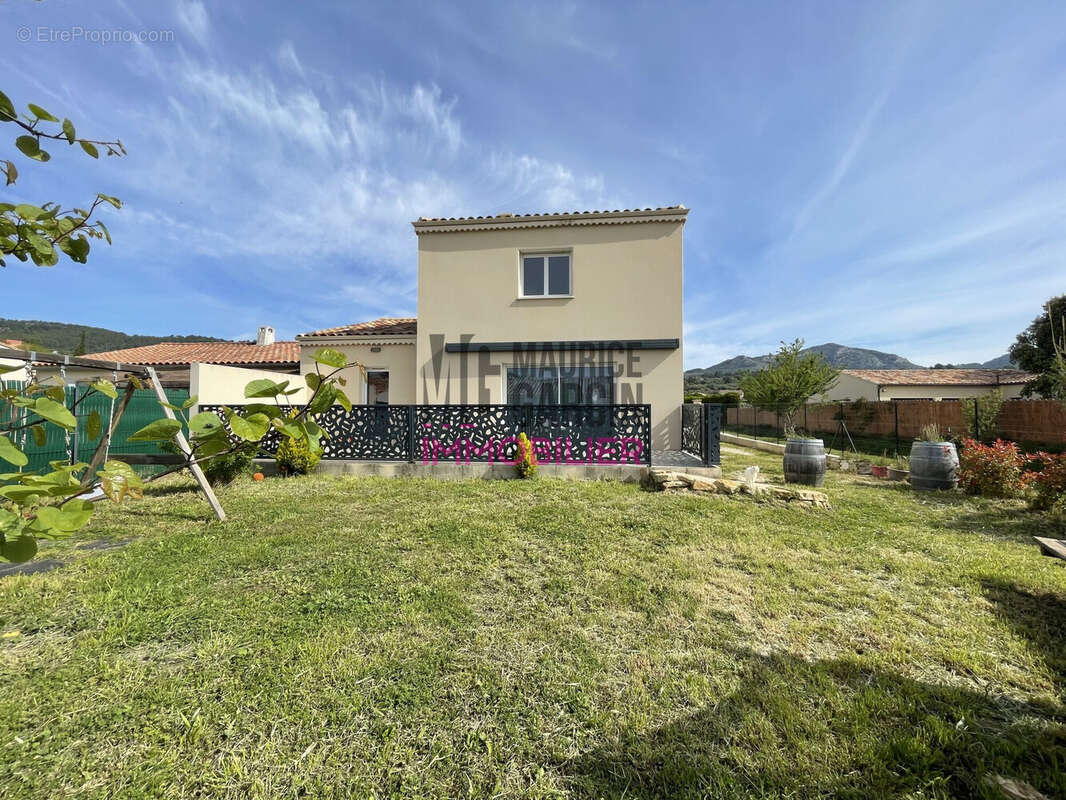 Maison à BEAUMES-DE-VENISE