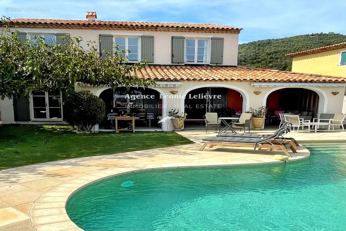 Maison à LES ISSAMBRES