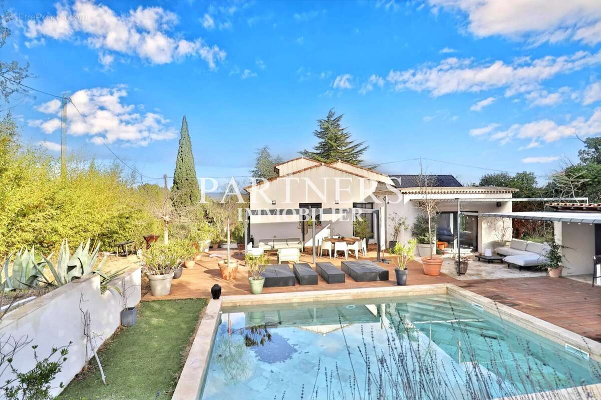 Maison à AIX-EN-PROVENCE