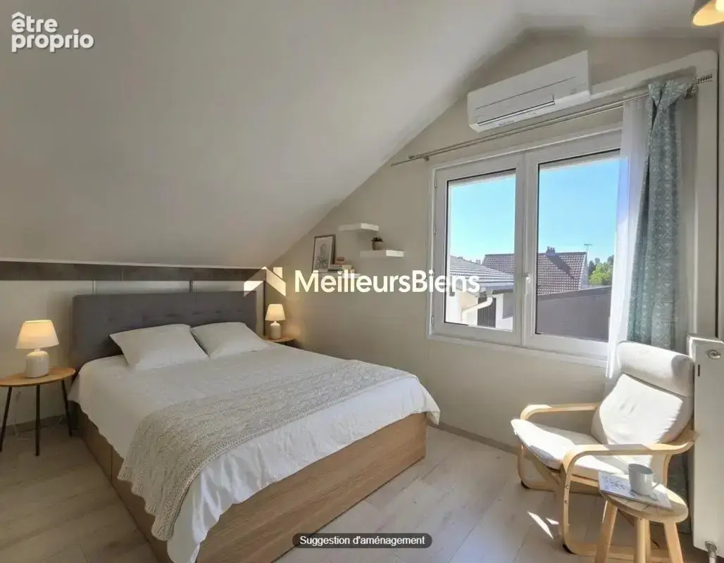Maison climatisée et rénovée, 5 pièces dont 3 chambres, sous-sol avec garage et terrain clos - photo 8