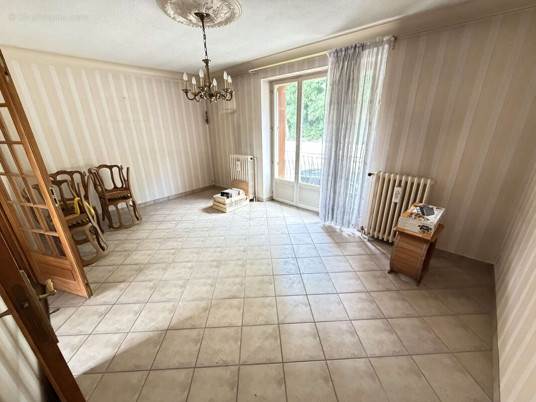 Maison avec grand terrain - photo 10