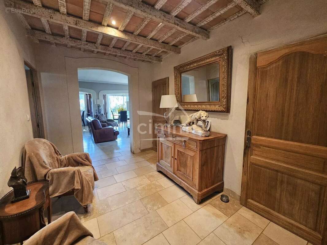 Maison à CHATEAU-ARNOUX-SAINT-AUBAN