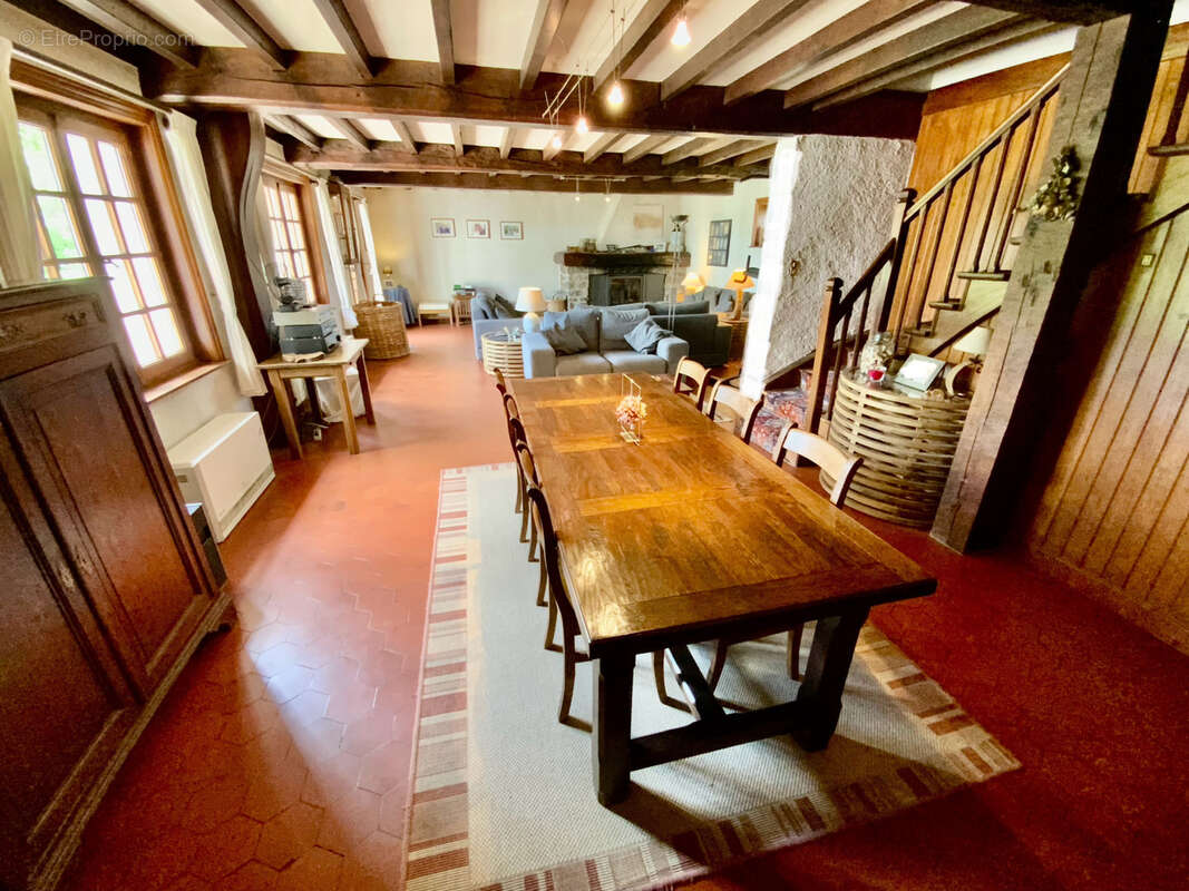 Maison à THUN-SAINT-AMAND