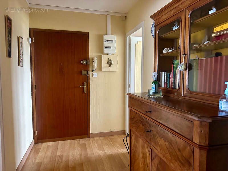 Appartement à vendre 3 pièces SAUMUR (49400) 1er étage avec ascenseur - - photo 7