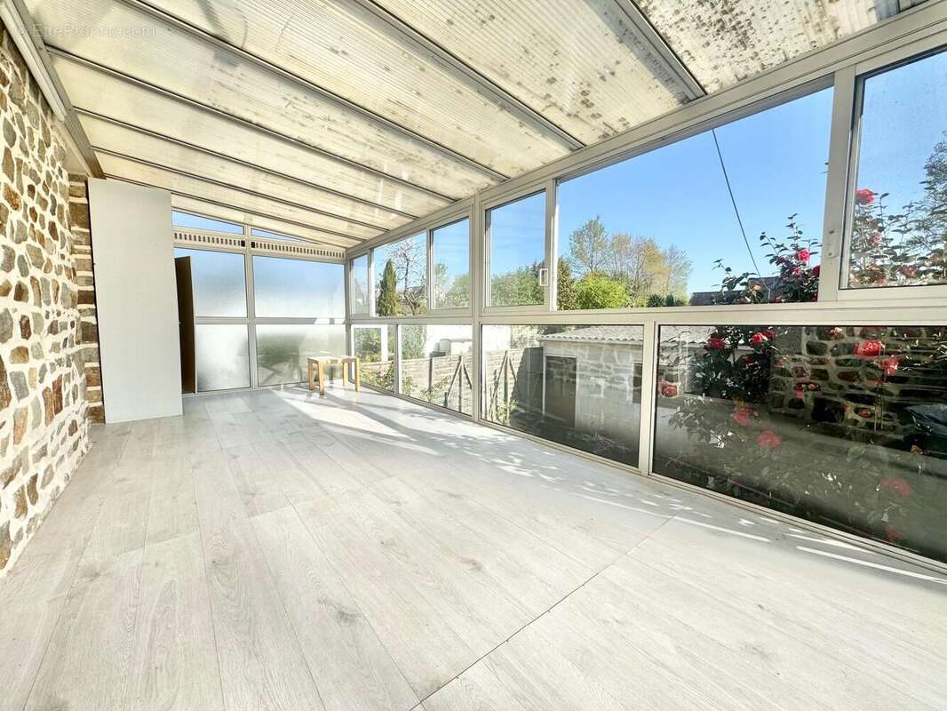 Photo 9 - Maison à ARGENTRE-DU-PLESSIS