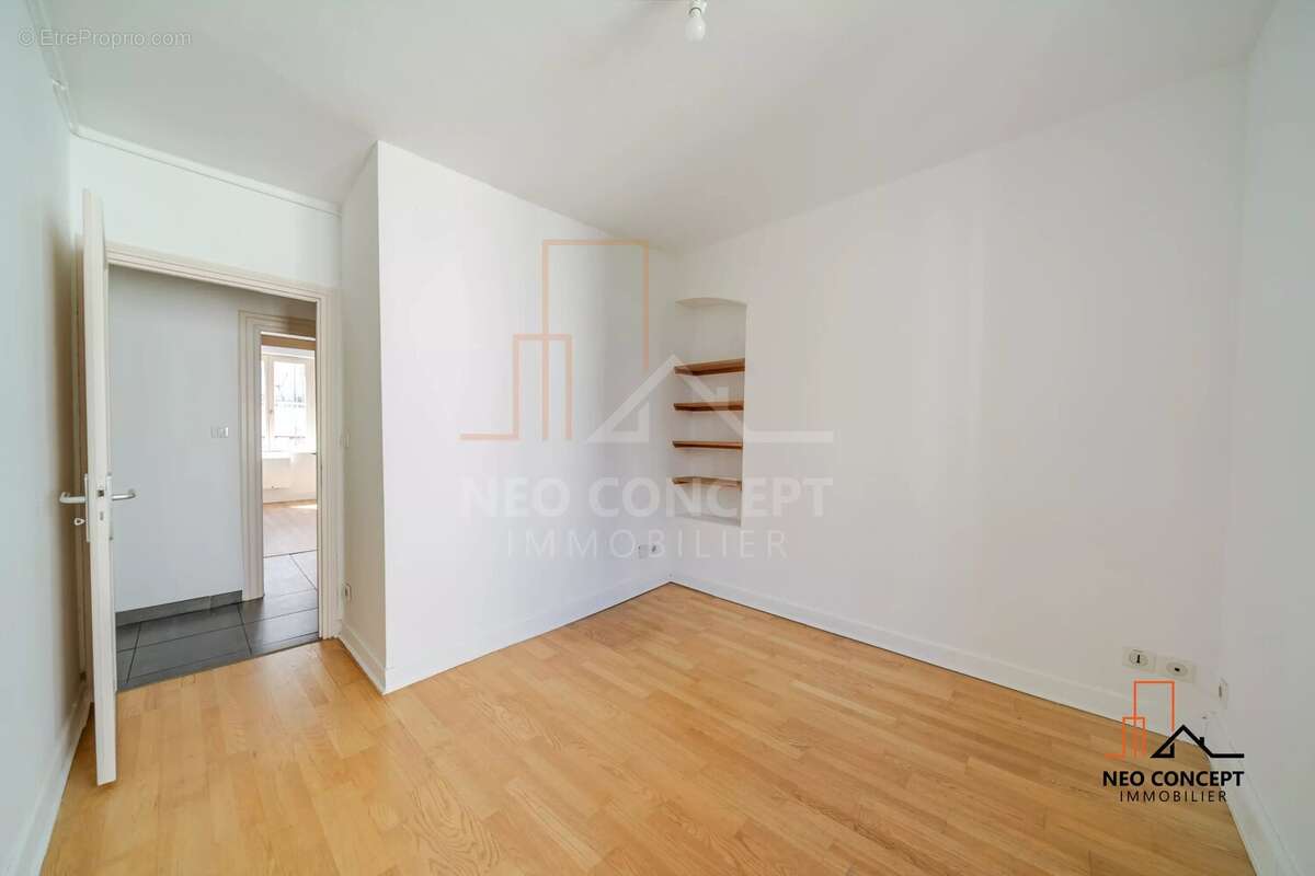 * STRASBOURG - Excellente opportunité d'acquérir un F3 sans travaux à proximité de la Gare !* - photo 4