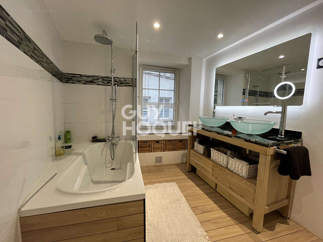 Maison à SAINT-NOLFF