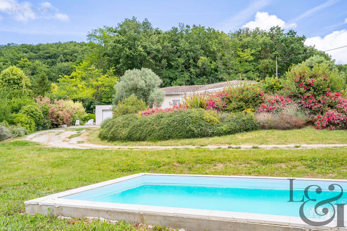 Maison à SAINTE-LIVRADE-SUR-LOT