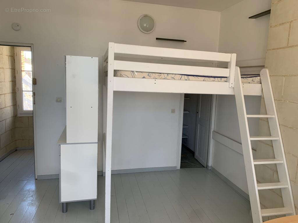 Immeuble avec 3 studios loues / secteur chu - photo 3
