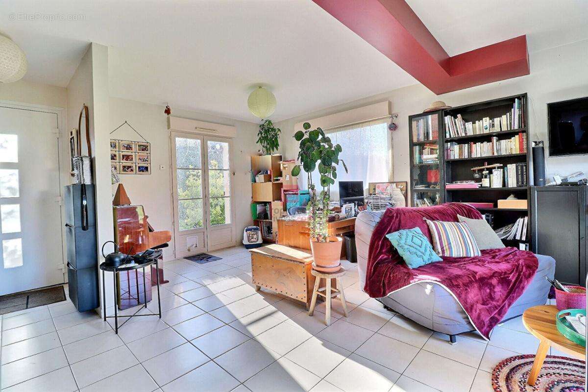 Maison à SAINT-VRAIN