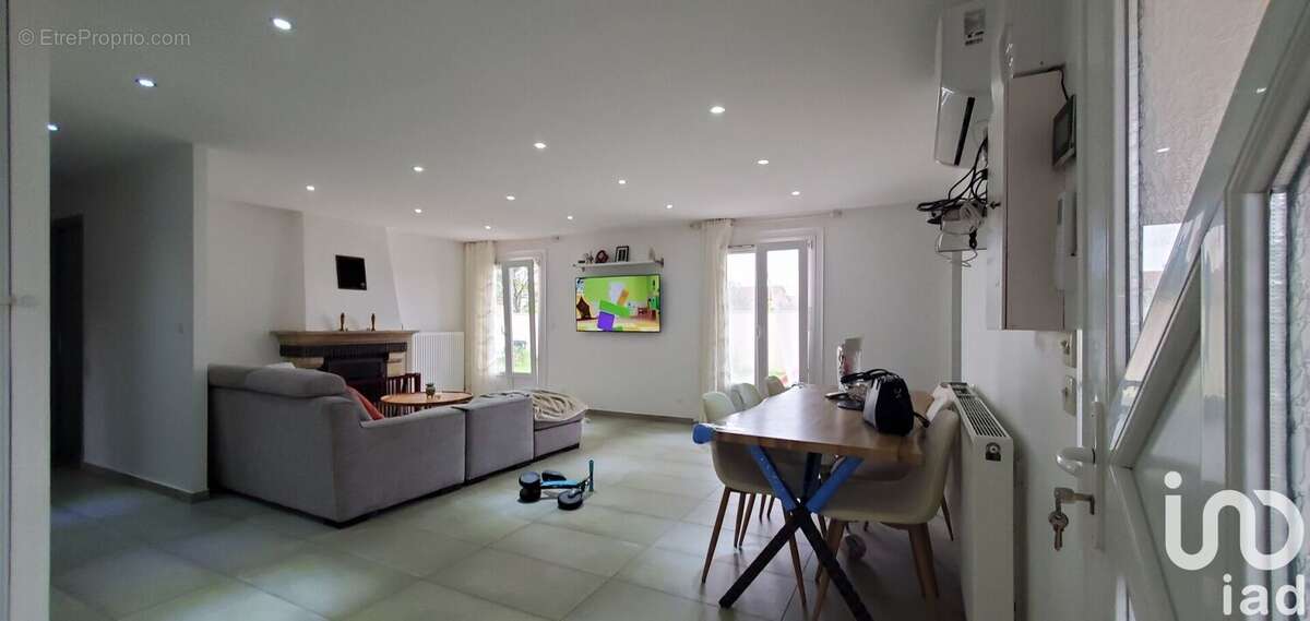 Photo 6 - Maison à MEYZIEU