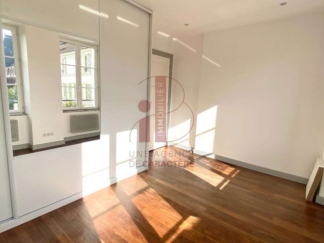 Appartement à FONTAINEBLEAU