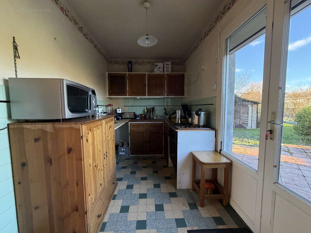 Maison à HOUDAN