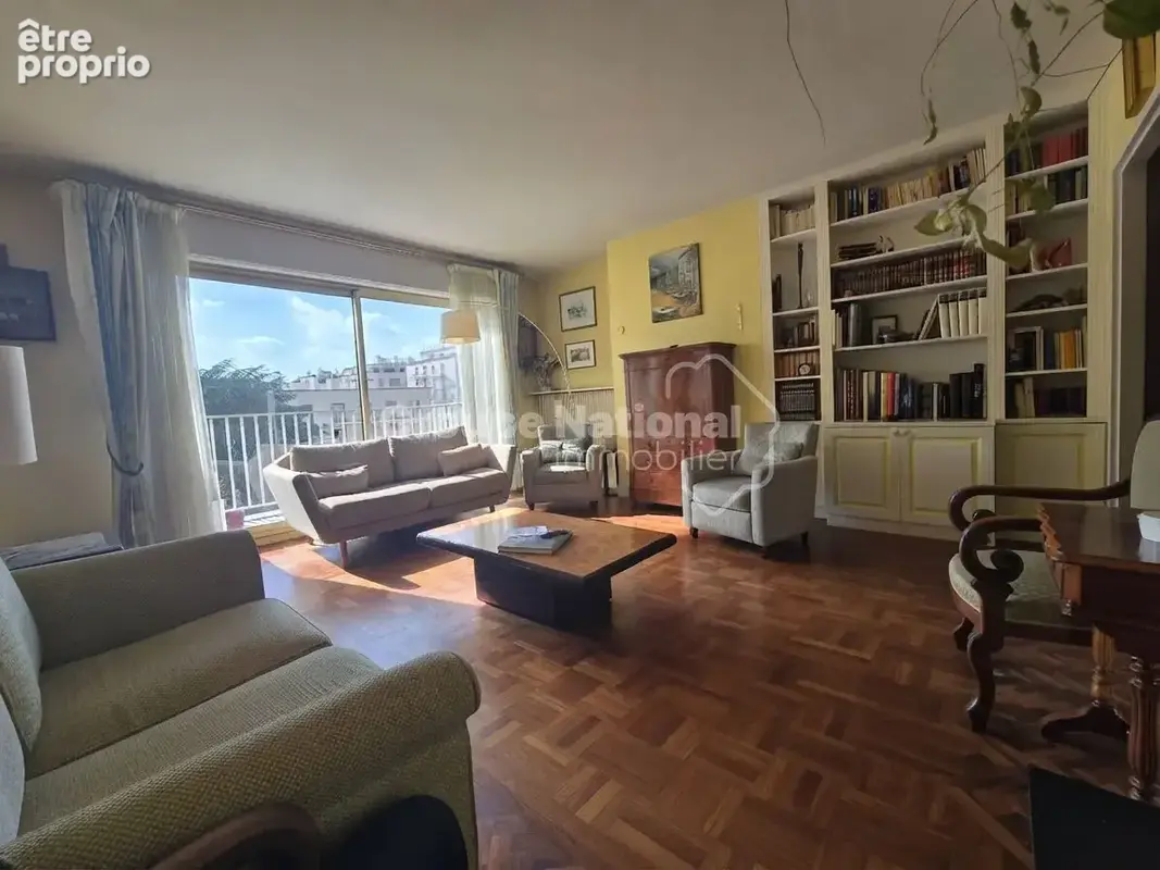 Photo Appartement à Versailles au prix de 534 000€