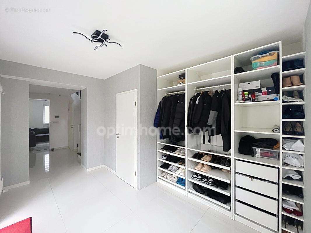 Maison plateau mont st martin 162m2 - photo 9