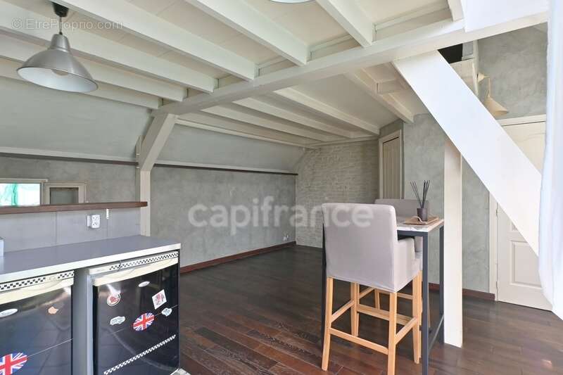 Appartement à MAURECOURT