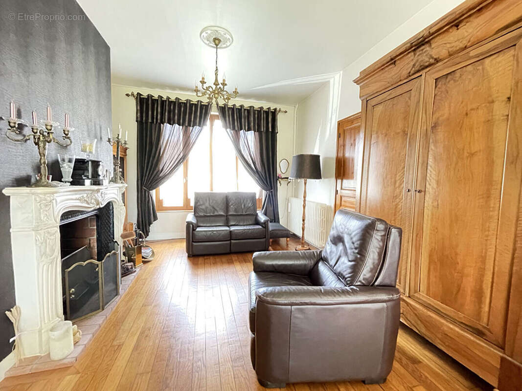 Maison à BEAUMONT-SUR-OISE