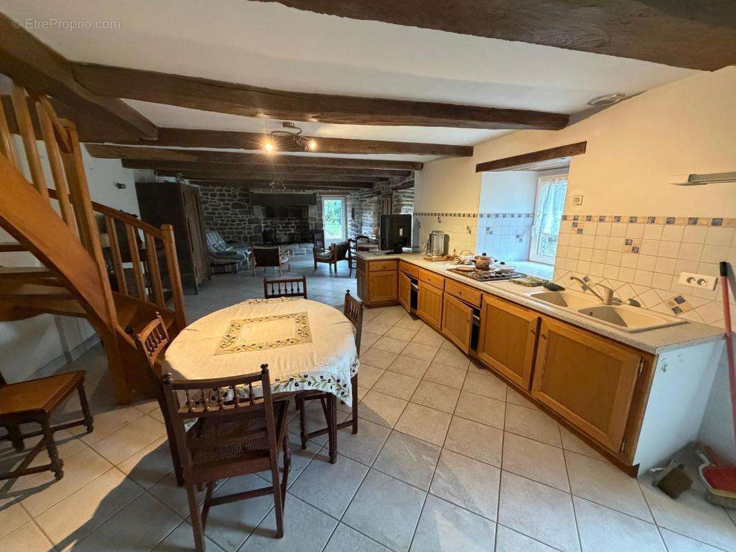 Maison à LOCMALO