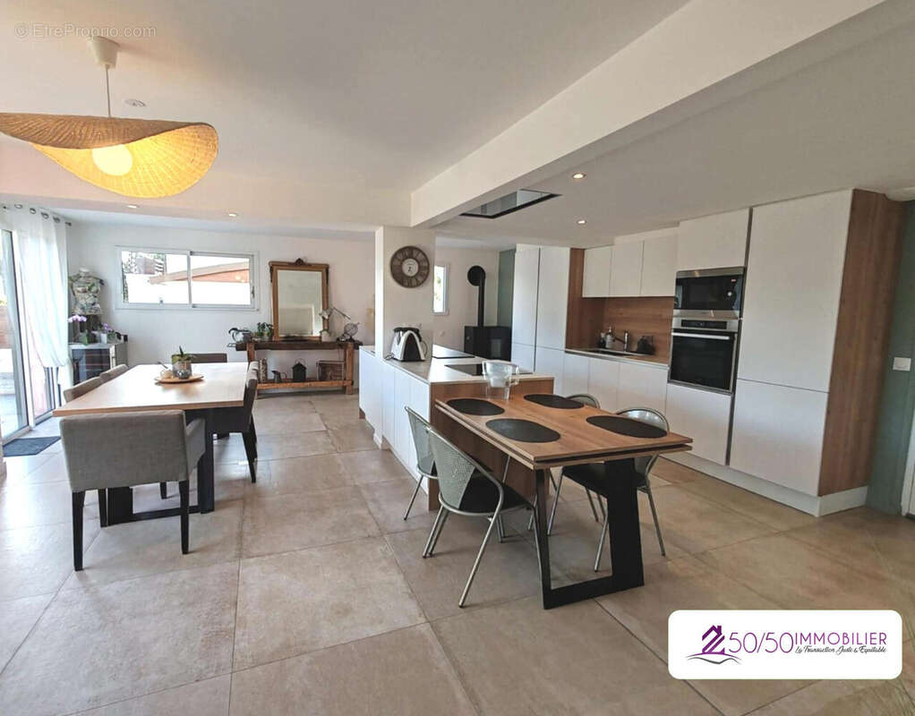 Maison à LANDIVISIAU