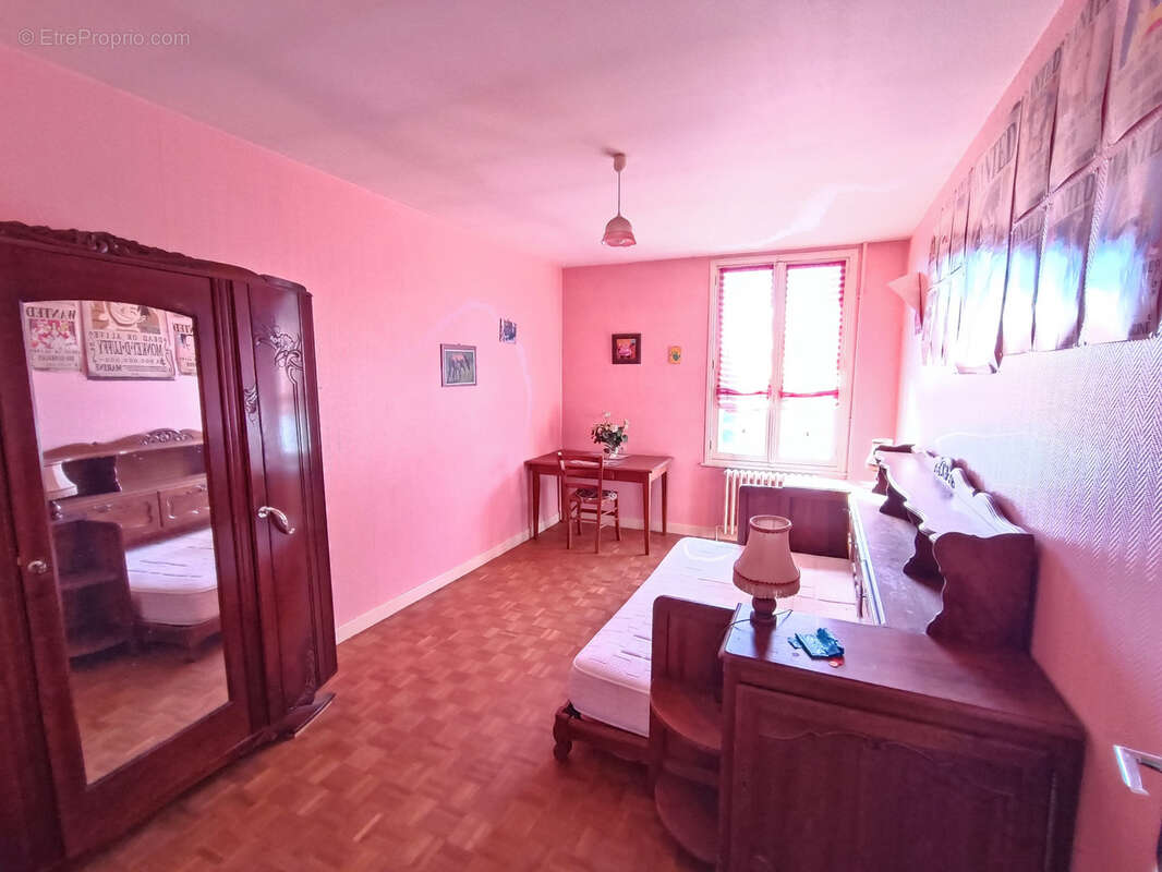 Maison à SANCERGUES