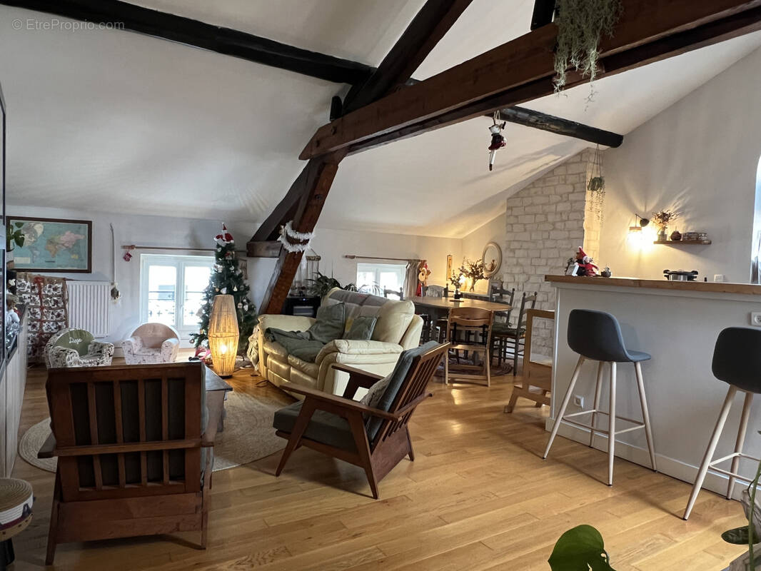 Appartement à SAINT-ETIENNE