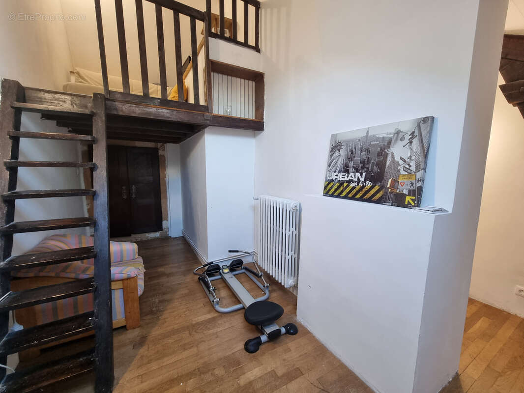 Maison à VERN-SUR-SEICHE