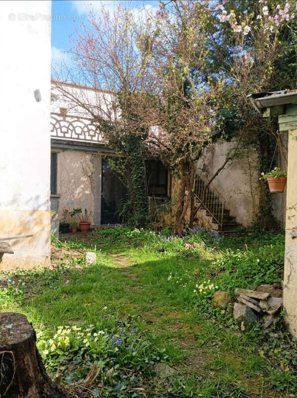 Maison à OULLINS