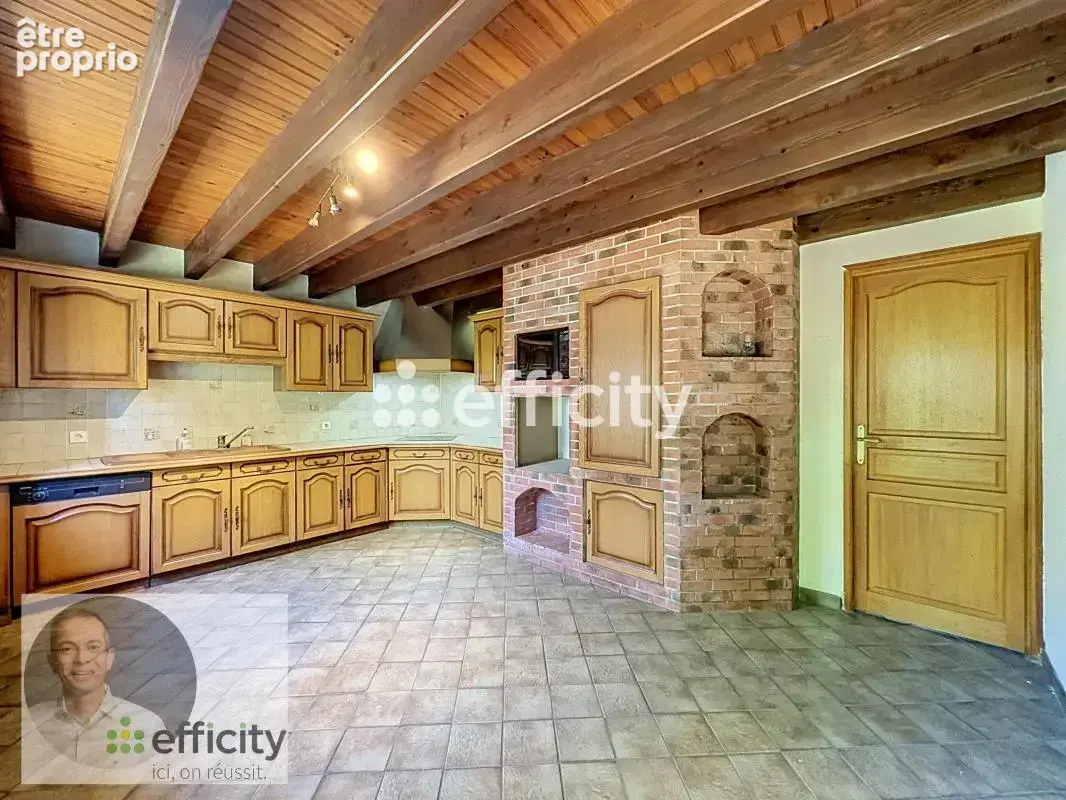 Maison 5 pièces 155 m² à vendre à Brugheas (03700) - photo 6