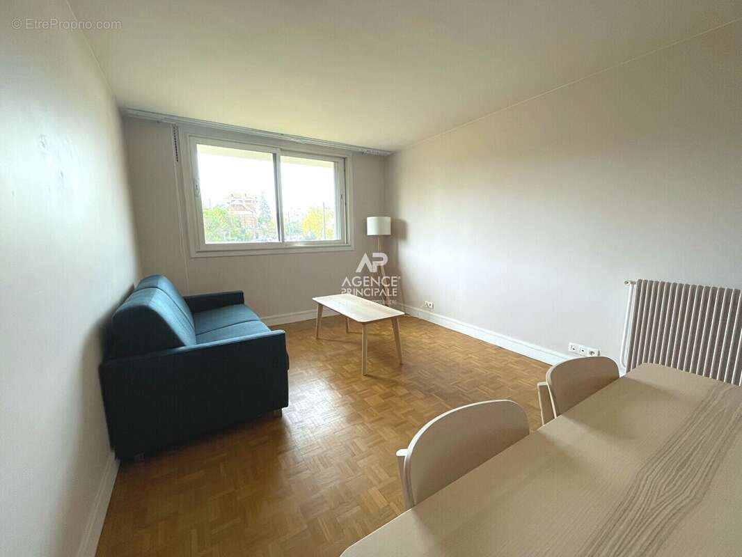 Appartement à CHAVILLE
